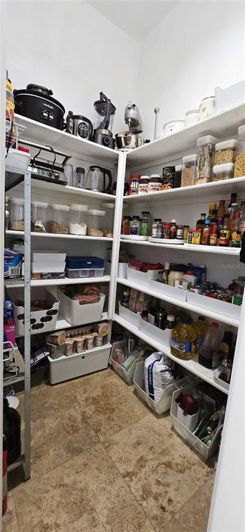 Image No.35-4 Bed House for sale