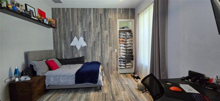 Image No.45-4 Bed House for sale