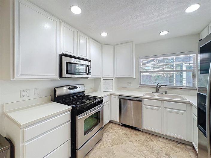 Image No.7-3 Bed House for sale