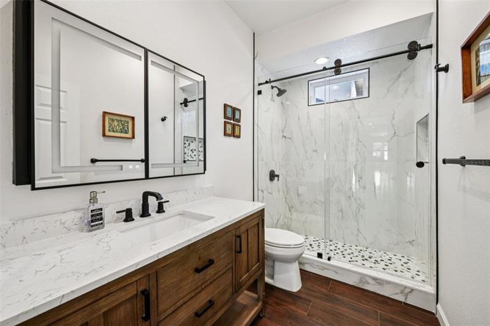 Image No.19-5 Bed House for sale