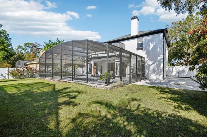 Image No.33-5 Bed House for sale