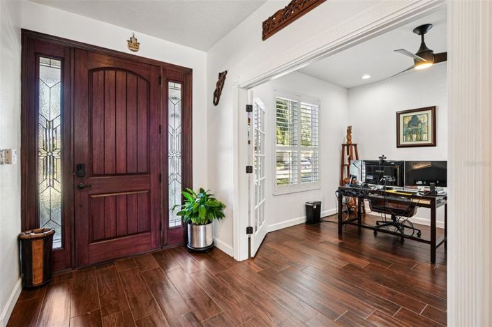 Image No.4-5 Bed House for sale