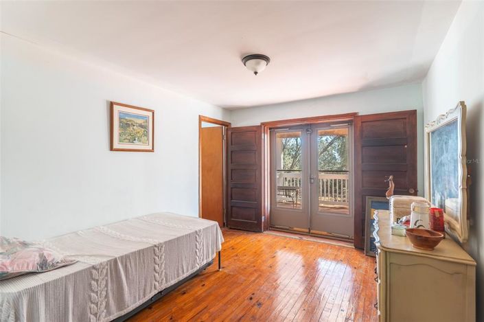 Image No.13-6 Bed House for sale