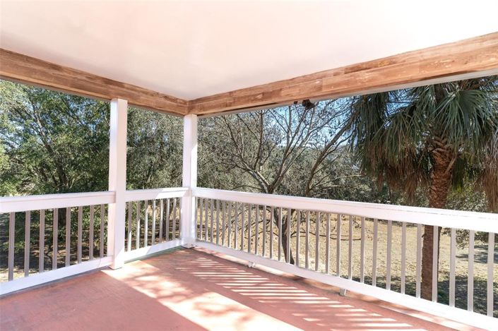 Image No.18-6 Bed House for sale