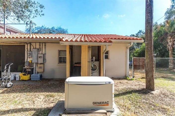 Image No.32-6 Bed House for sale