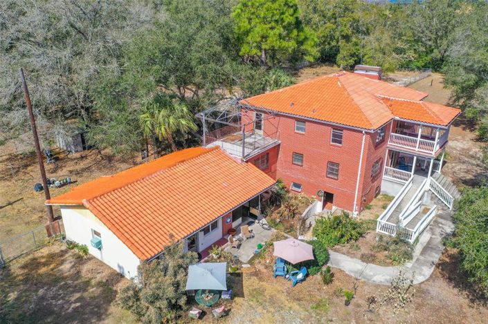 Image No.36-6 Bed House for sale