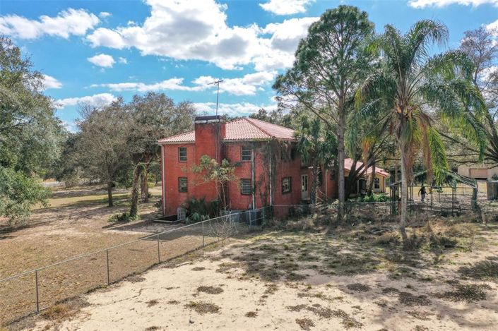 Image No.47-6 Bed House for sale