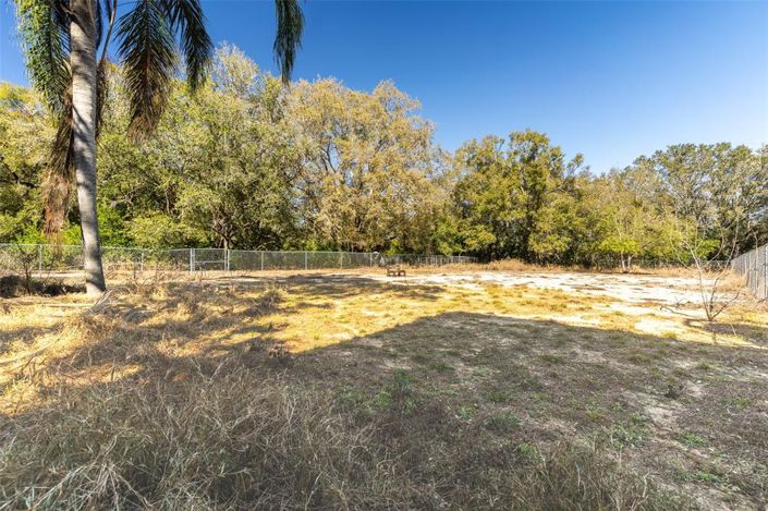 Image No.50-6 Bed House for sale