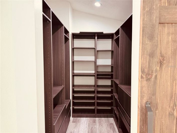 Image No.22-3 Bed House for sale