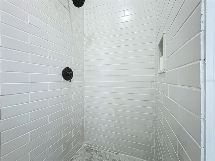 Image No.53-3 Bed House for sale