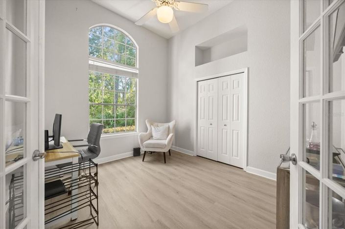 Image No.15-4 Bed House for sale