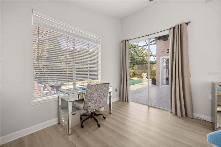 Image No.23-4 Bed House for sale