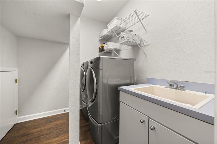 Image No.30-4 Bed House for sale