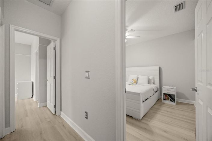 Image No.32-4 Bed House for sale