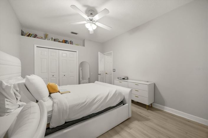 Image No.34-4 Bed House for sale