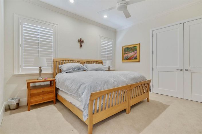 Image No.46-6 Bed House for sale