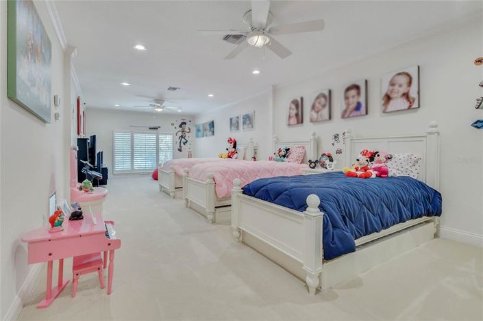 Image No.49-6 Bed House for sale