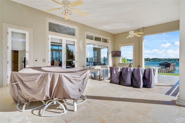 Image No.58-6 Bed House for sale