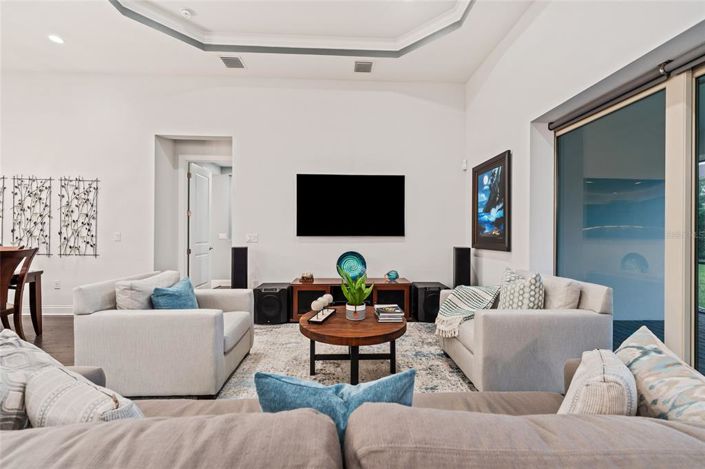 Image No.29-4 Bed House for sale