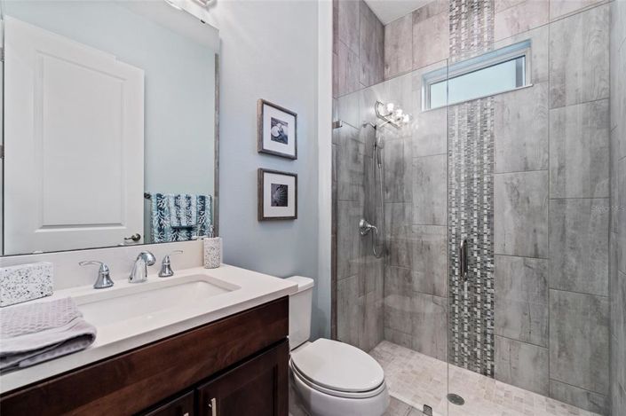 Image No.8-4 Bed House for sale