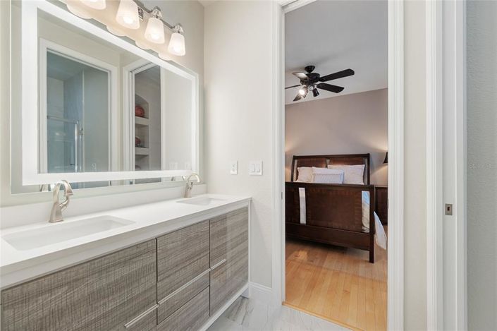 Image No.44-5 Bed House for sale