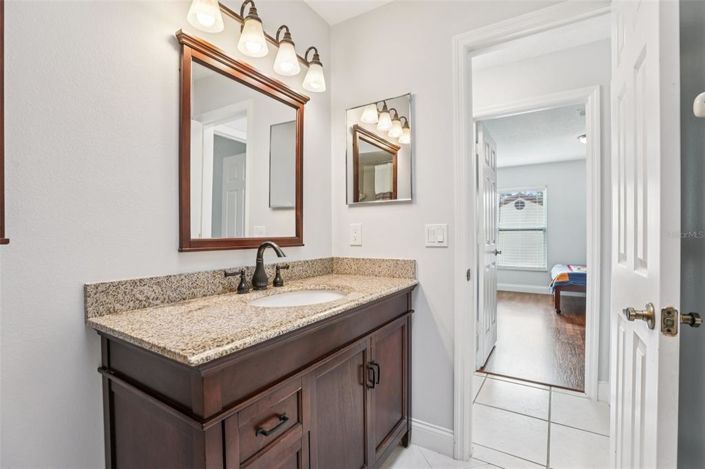 Image No.19-3 Bed House for sale