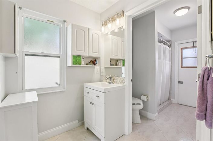 Image No.26-3 Bed House for sale