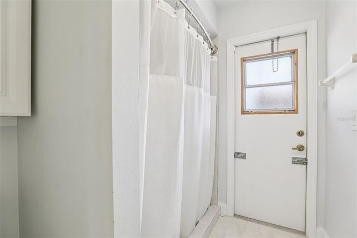 Image No.28-3 Bed House for sale