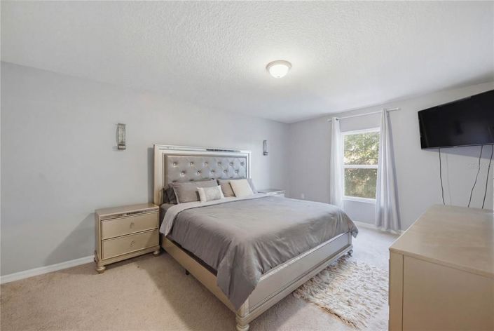 Image No.22-4 Bed House for sale