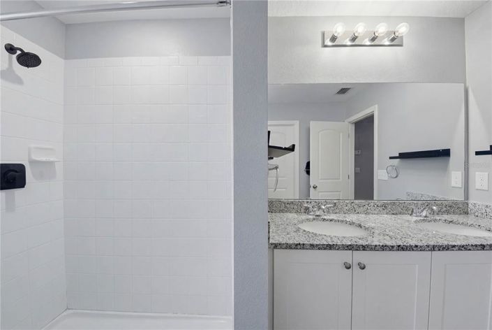 Image No.24-4 Bed House for sale