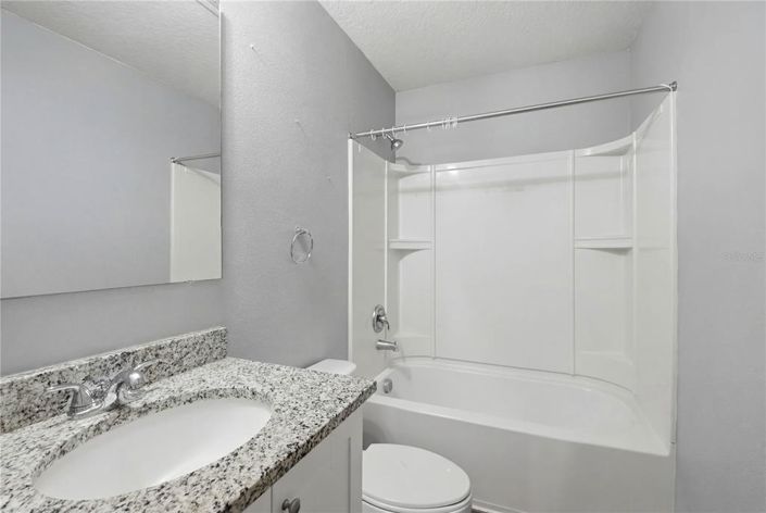 Image No.30-4 Bed House for sale