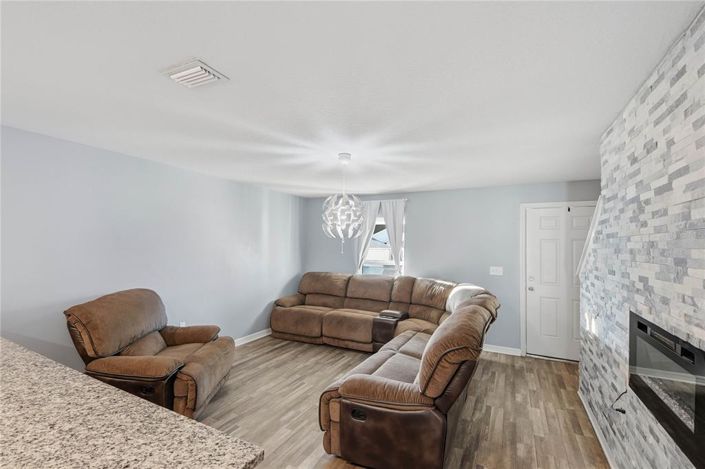 Image No.7-4 Bed House for sale