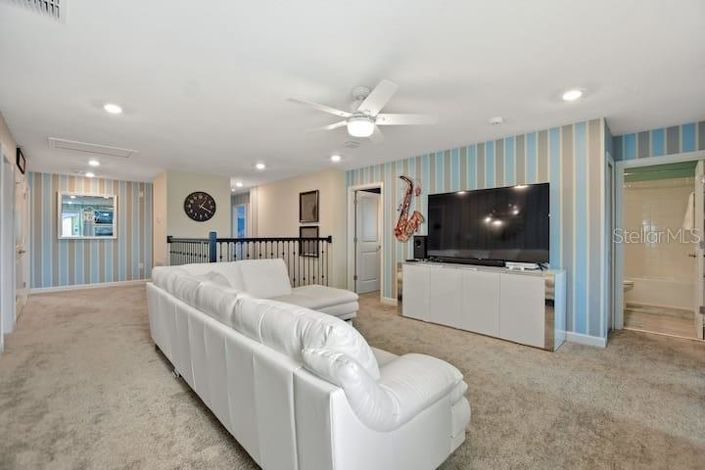 Image No.22-8 Bed House for sale