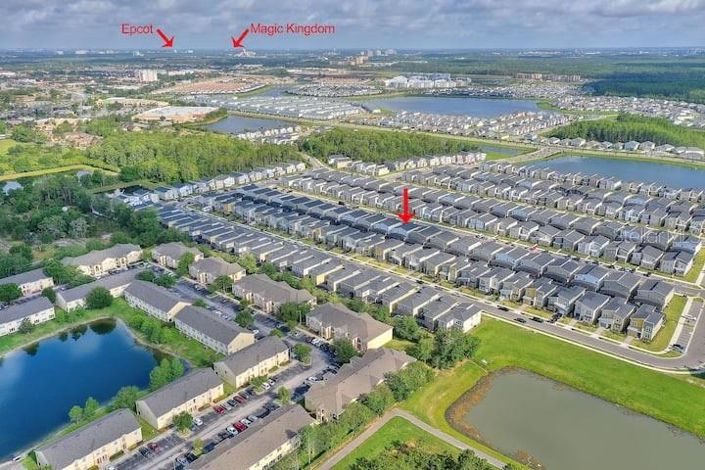 Image No.51-8 Bed House for sale