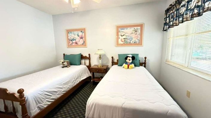 Image No.19-2 Bed Townhouse for sale