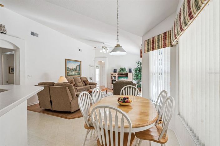 Image No.17-4 Bed House for sale