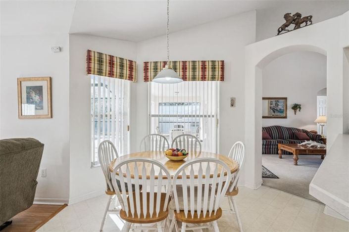 Image No.18-4 Bed House for sale