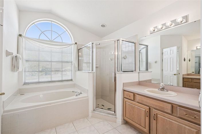 Image No.29-4 Bed House for sale