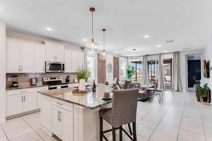 Image No.16-7 Bed House for sale