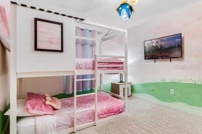 Image No.18-7 Bed House for sale