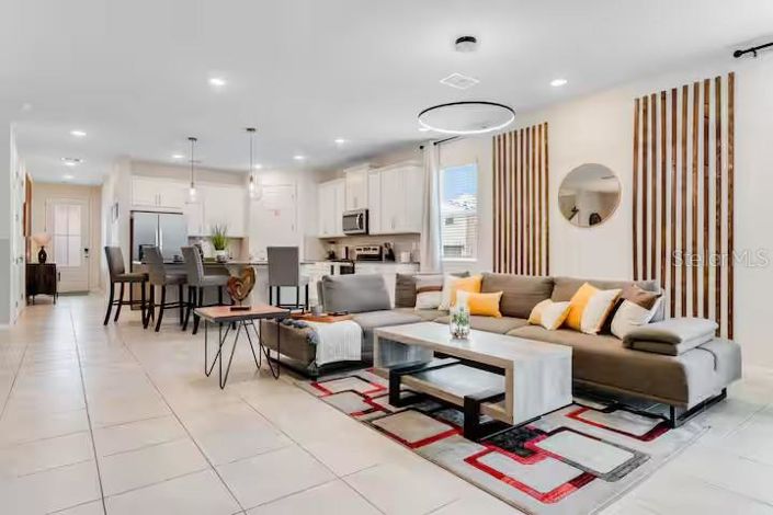 Image No.5-7 Bed House for sale