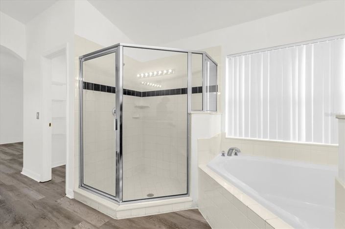 Image No.22-4 Bed House for sale