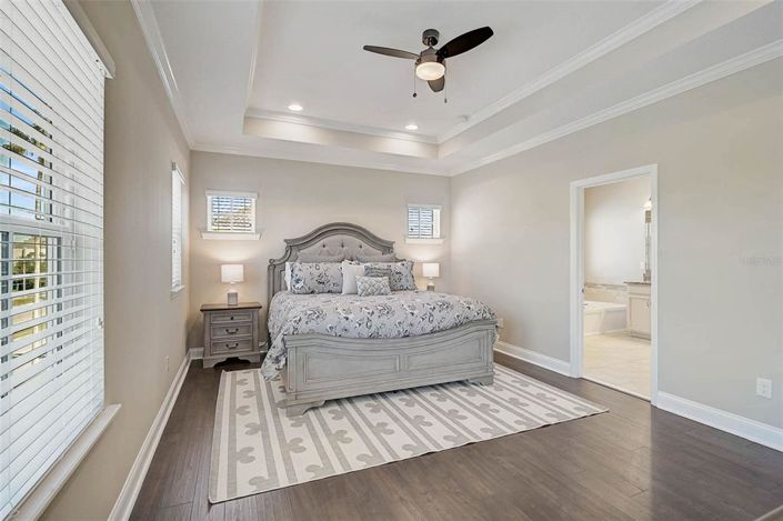 Image No.25-3 Bed House for sale