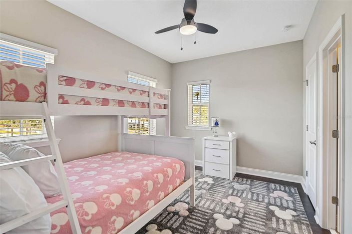 Image No.32-3 Bed House for sale