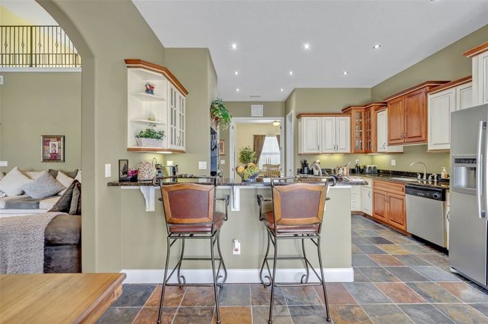 Image No.25-4 Bed House for sale