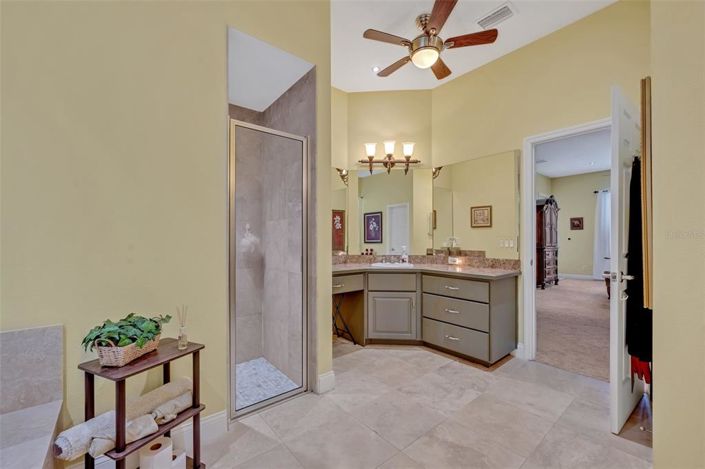 Image No.37-4 Bed House for sale