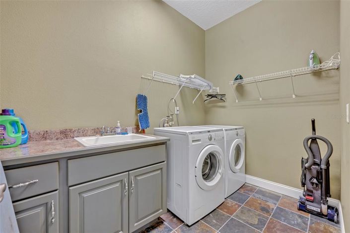 Image No.40-4 Bed House for sale