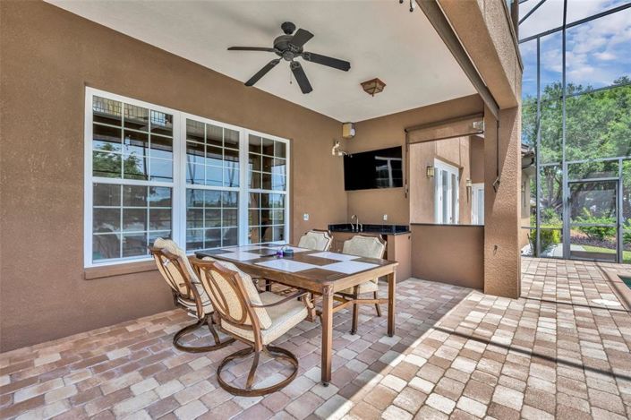 Image No.8-4 Bed House for sale