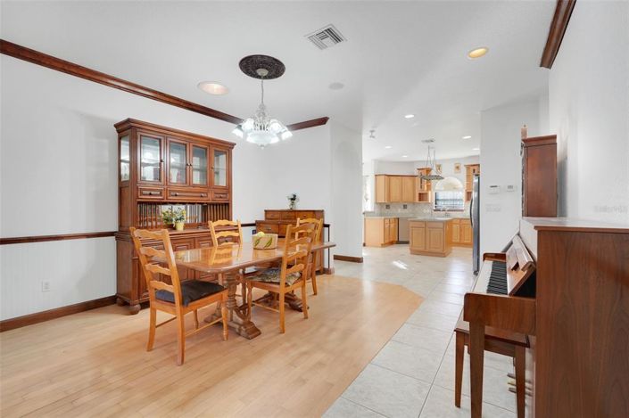 Image No.21-3 Bed House for sale