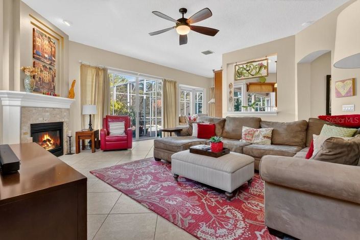 Image No.12-5 Bed House for sale